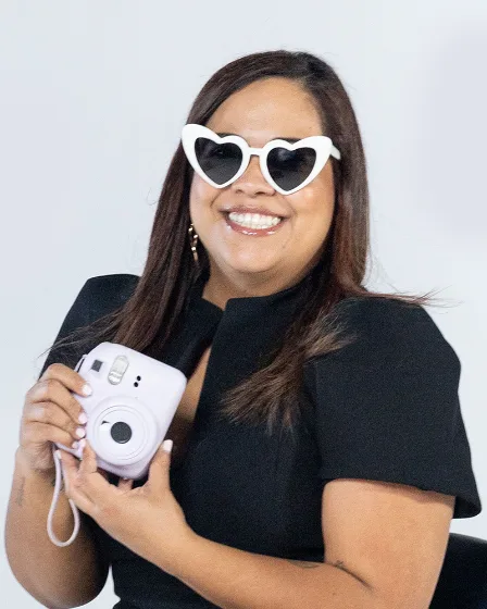 Lore Pineda — Ejecutiva